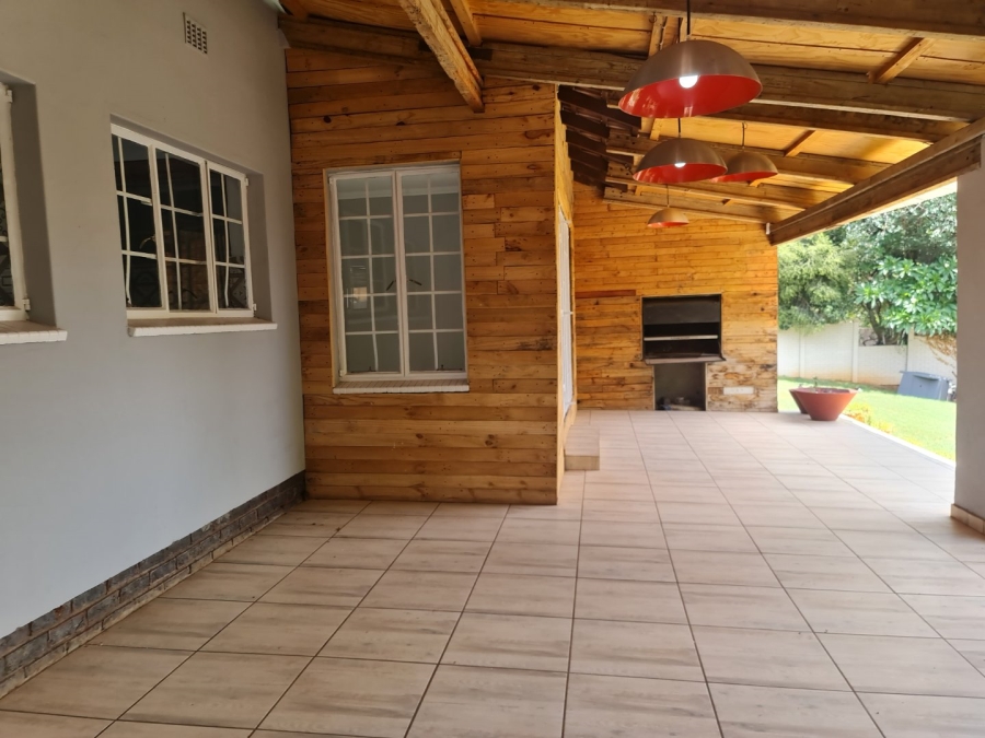 4 Bedroom Property for Sale in Protea Park North West